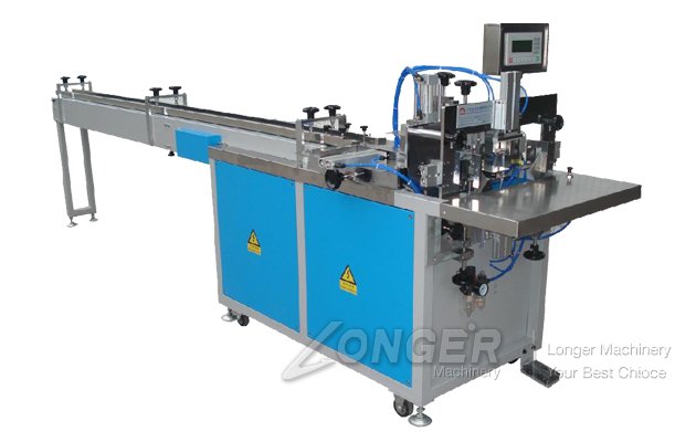 pocket tissue bagging machine